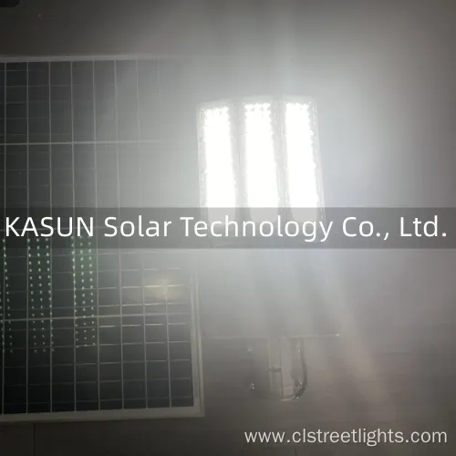 500W High Brightness Solar Street Light for Parking Lot and Yard